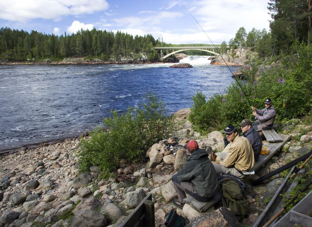 Jockfall Fishing And Activities - Oeverkalix Eksteriør billede